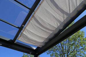 Hochwertige moderne Terrassenüberdachung